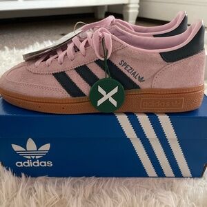 Spezial Adidas